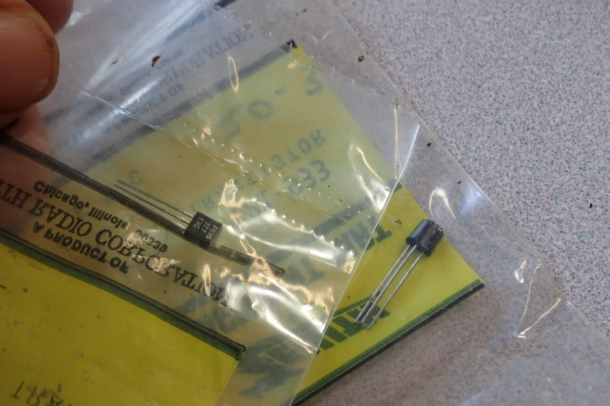 正規品 4 103-142 Parts Replacement Diodes & Transistors Zenith テープ・マスキングテープ