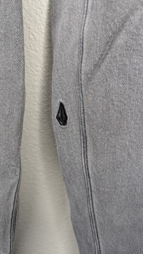 Volcom Brand Jeans Men Sz 30 Gray VORTA Straight Mid Rise Faded Stretch Casual - Picture 4 of 7