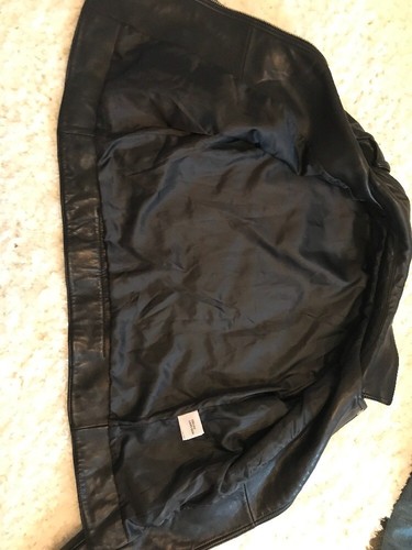 Hermosa chaqueta corta italiana de cuero de cordero suave usada en excelente estado para mujer pequeña - Imagen 5 de 12