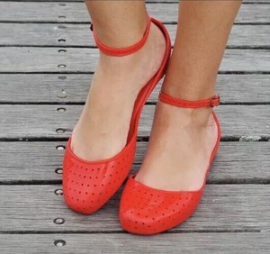 Melissa-X-Isabella-Capeto-Red-Ankle-Strap-Jelly-Shoes-Size-8