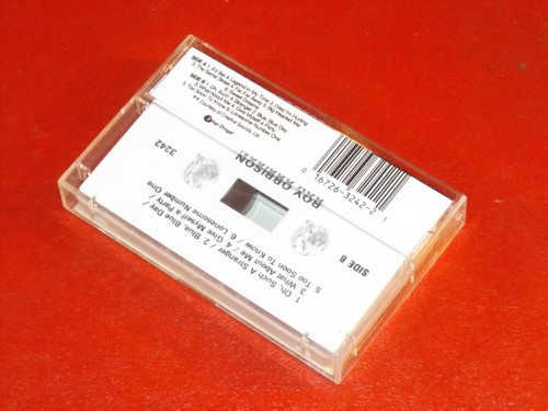 Roy Orbison \ A Legend In Time \ Album Cassette Tape \ VERY NICE AND TESTED !! - Picture 3 of 12