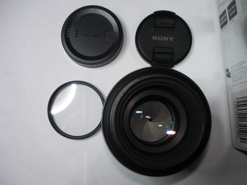 Sony Alpha SAL100M28 Macro 100 mm F/2.8 AF MF Objektiv - Bild 4 von 6