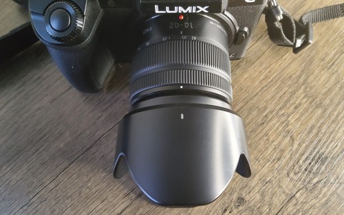 Panasonic LUMIX DMC-G7 with G Vario 14-42mm Lens MEGA OIS With Hood 4k Video - Picture 6 of 9