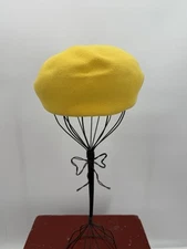Vintage Glenover Women’s Beret Henry Pollak New York 100% Wool Yellow
