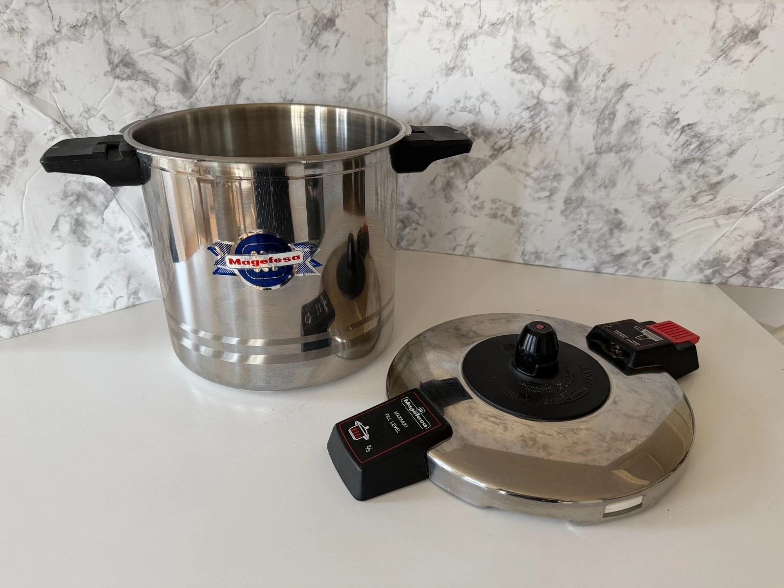 Magefesa Pressure Cooker Stainless Steel 18/10 8L -8.45 quarts Spain 206081