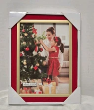 Malden International Designs Red/Gold   Picture Frame.  5x7 Photo. New 