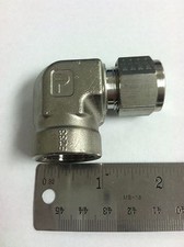 PARKER 8FEL8N-S COMPRESSION TUBE FITTING 1/2" COMP X FNPT CONNECTION 