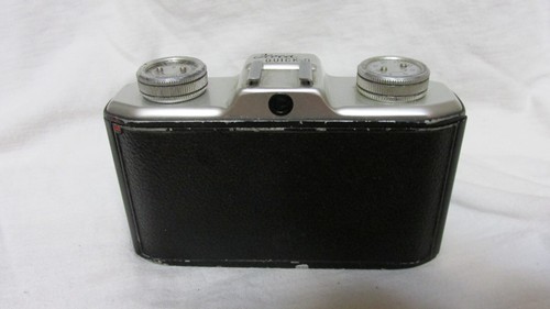 Vintage 50er Jahre ILOCA QUICK-A analoge Kleinbildkamera. FUNKTIONIERT! - Bild 3 von 3