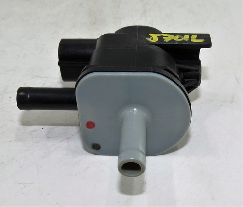 1362007101 Mazda 3 CX-7 Genuine FoMoCo Turbo Eclectic Vacuum Solenoid Valve - Picture 3 of 8