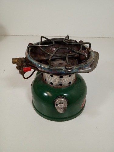 Coleman 1-Burner White Gas Camp Stove Model 502 Vintage UNTESTED AS IS