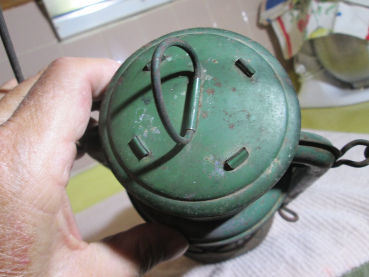 Embury Mfg. No 1 ランタン VINTAGE EMBURY NO 1 Little Defiance No. 10 Red Globe LANTERN