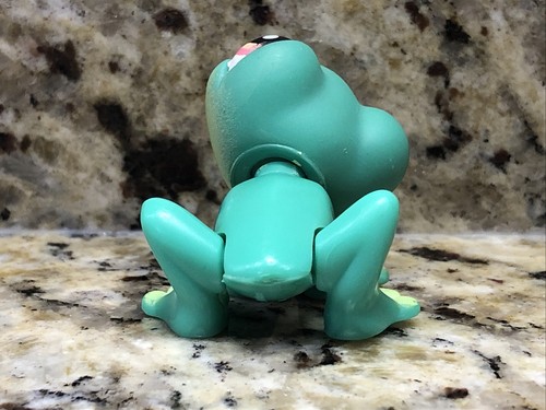 Littlest Pet Shop LPS #236 Frog With Orange Yellow Eyes Preowned - Picture 4 of 7