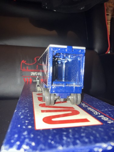 Ertl NASA 1:64 Scale Die Cast International Tractor/trailer - Picture 8 of 21
