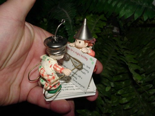 2006 SNICKER & DOODLE - The Merry Bakers - Hallmark Christmas ornament - Picture 2 of 5