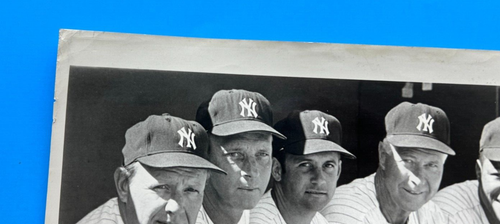 HOWARD HOUK HEGAN HOWSER TURNER ~5 Autos/Signed Photo ~1967 NYY~ JSA LOA XX66592 - Picture 8 of 18