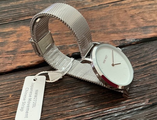 Neu mit Etikett Nine West Liana Damenuhr 31 mm japanisches Uhrwerk Quarz Metallgewebeband - Bild 9 von 15