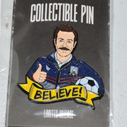 ZOBIE Popkultur Emaille Pin TED LASSO Exklusive Emaille Pin 2x2 Zoll - Bild 3 von 3