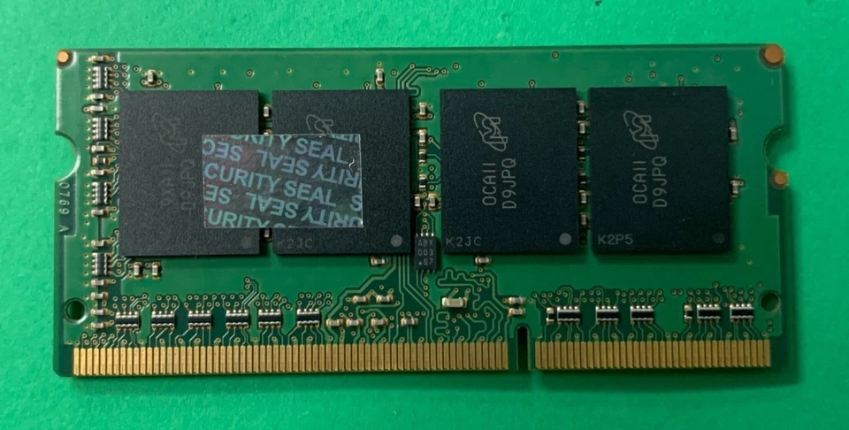 ⭕Micron 4GB 2Rx8 PC3-8500S Laptop Memory Ram MT16JSS51264HZ-1G1A1 - Image 2 of 2