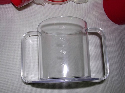 Providence Spillproof Container: 2 Red Mugs (24oz) w/Straw Hole & 10oz Clear Cup - Picture 2 of 4