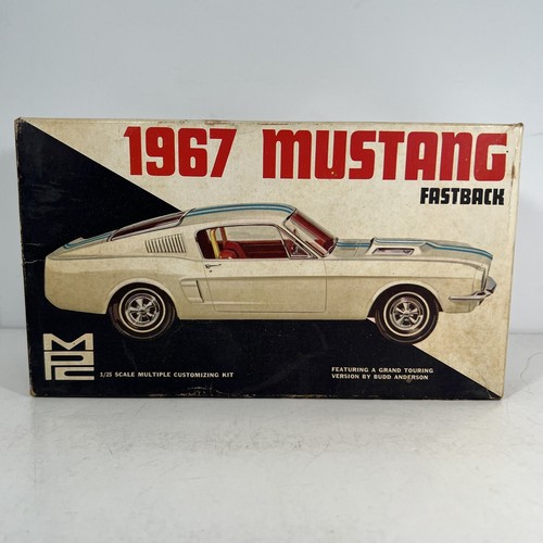 MPC 1967 Mustang Fastback Vintage Model Kit 1367-150 in OVP - Fotos ansehen