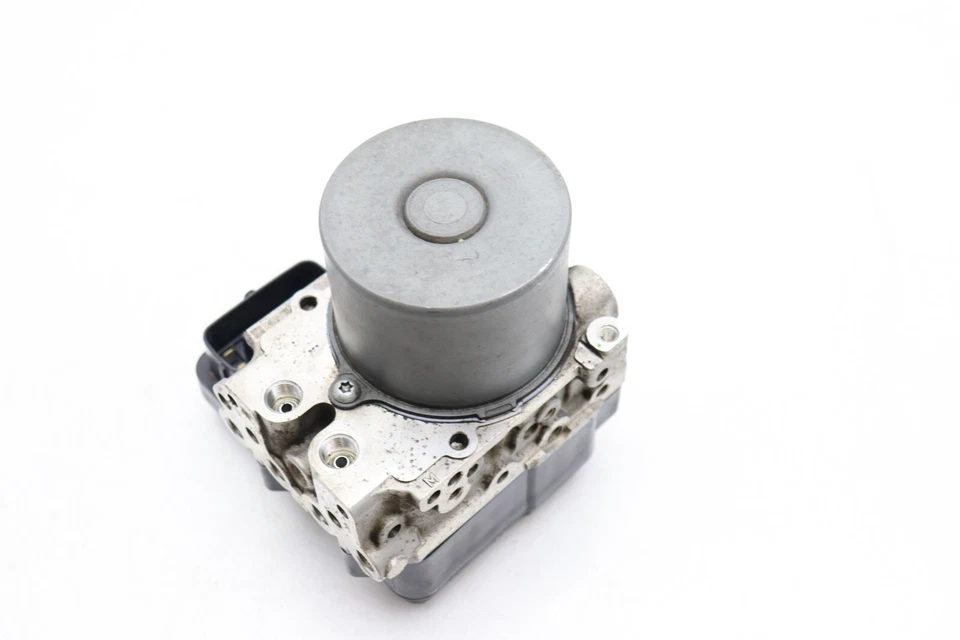 Bomba Lexus RX350 2010 ABS E0469 Foto 3 de 4