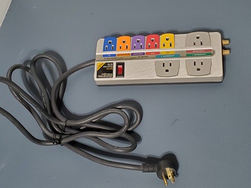 Monster Power HT700 Home Theatre PowerCenter Surge Protector 8-Outlet - Afbeelding 12 van 14