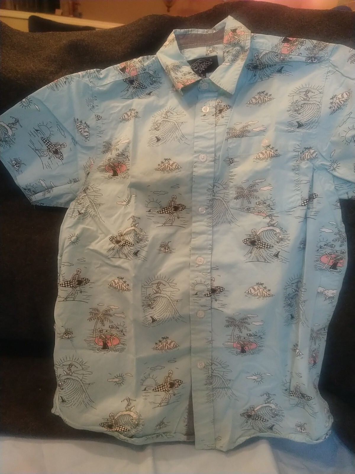 Picture 2 of 8