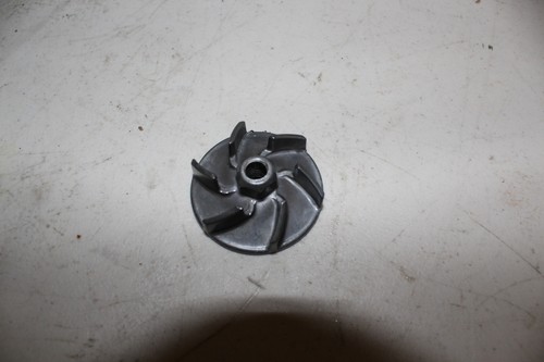 yamaha 99-19 yz250 16-19 yz250x OEM ENGINE WATER PUMP W HOUSING 5CU-12459-00-00 - Picture 3 of 10