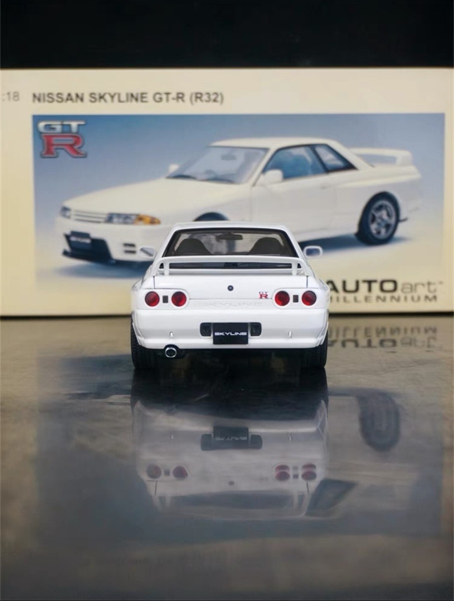 AUTOart NISSAN GT−R TEST CAR #230 AUTOart 1/18 NISSAN GT−R TEST CAR #230 | eBay
