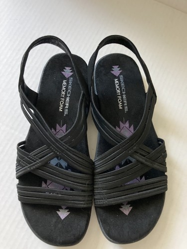🎄Skechers Sandals Size 6 - Picture 3 of 7