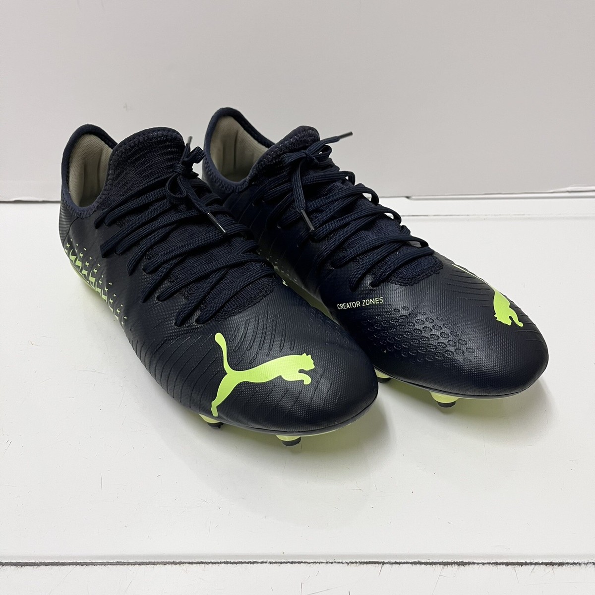 Puma Future Z4.4 FG/AG Cleated Soccer Shoes Size 13. Model Puma Future Z4.4 FG/AG Cleated Soccer Shoes Size 13. Model