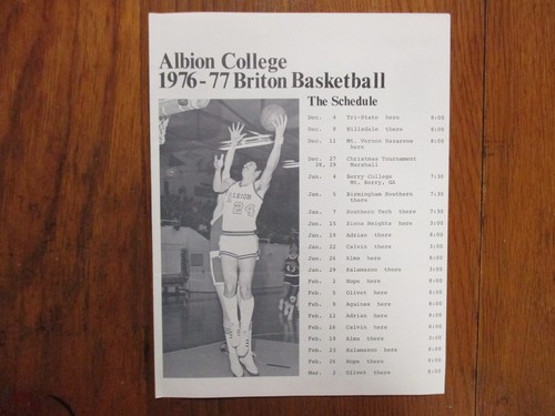 1976 Albion College Men's Basketball Guide(13 Signed/PAUL CRYDERMAN/MIKE TURNER) - 第 4/12 張圖片