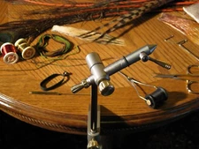 Nova Vise Fly Tying Vise