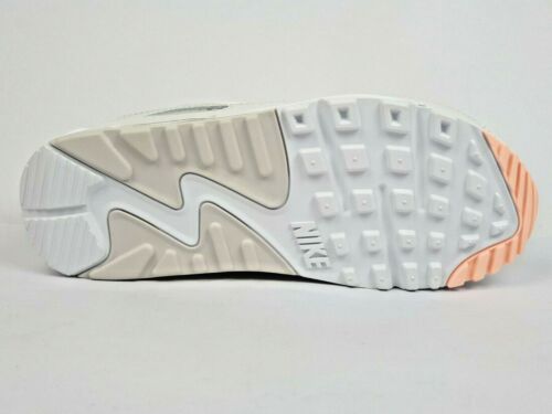 Nike Air Max 90 Womens SE 'Safari' White New (Size US6) safari w retro 1 95 97 - Picture 8 of 9