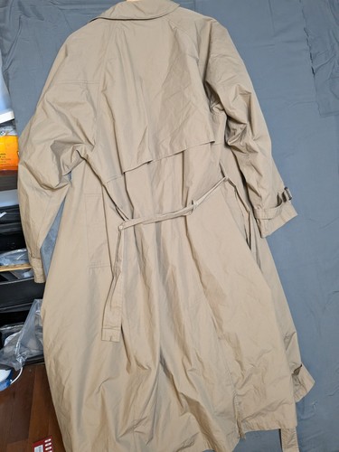 London Fog Men's Iconic Khaki Trench Coat Size 44L - Picture 10 of 17
