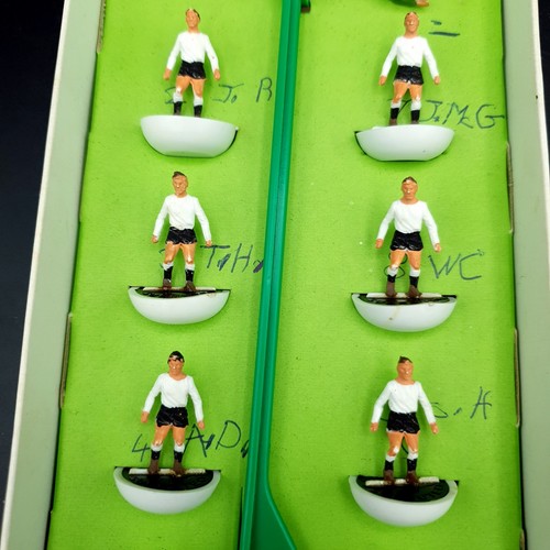 Vintage Subbuteo Ref 10 Fulham Derby County HW Team Boxed Good Condition - Picture 4 of 12