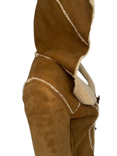 Chanel NWT Fall 2006 Brown Hooded Shearling Jacket - Size 38 - Picture 20 of 23