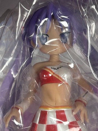 Figura Premium Kagami Hiiragi Estrella de la Suerte Ichiban Kuji Premio B Banpresto - Imagen 2 de 5