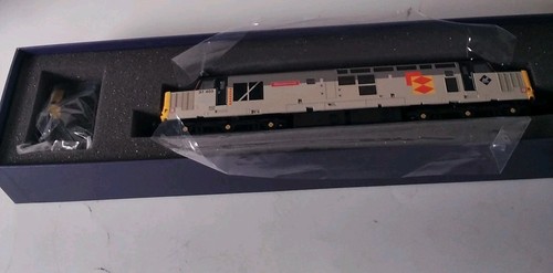 V2014 ViTrains OO Class 37 'Glendarroch' Railfreight Distribution - Boxed - Picture 5 of 9