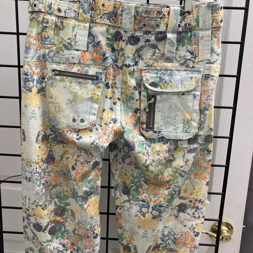 pete&greta cargo pants,10,floral Boho. Inseam 33”, Waist 36.Light Green - Picture 9 of 15