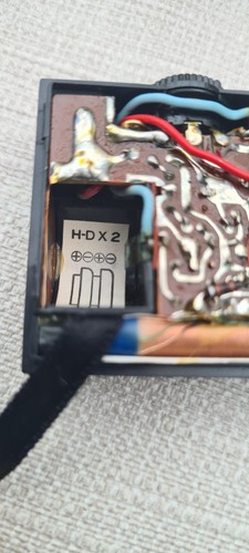 Vintage TOMI Micro Transistor Radio, Osaka, Japan - Picture 6 of 17