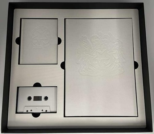 Radiohead OK Computer OKNOTOK 1997-2017 Deluxe Edition Vinyl LP Box - Picture 4 of 4