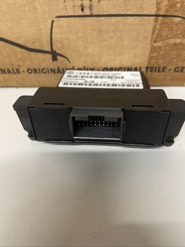 2011 AUDI A3 8P 5 PORTES MODULE COMMANDE PASSERELLE ECU 8P0907530C - Photo 3/6