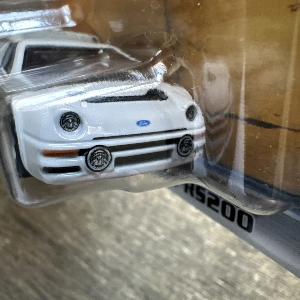 Ford RS200 2023 Hot Wheels Premium Fast & Furious Foto 4 de 4