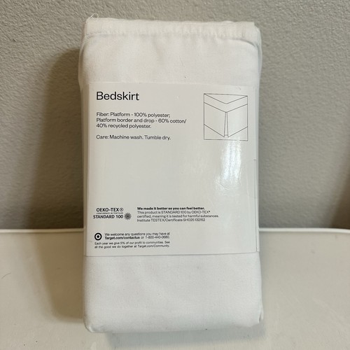 Room Essentials Solid Hued White King Sized Bedskirt with 14" Drop Length - Picture 4 of 5