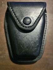 Safariland Hand Cuff Case 190 35 17