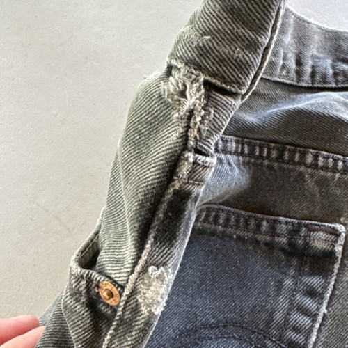 Levis 505 Para Hombres 32x32* Negro Calce Regular Pierna Recta Lavado Oscuro Algodón Envejecido - Imagen 10 de 15