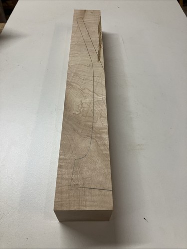 Mandolina de arce hoja roja rizada pieza única espalda en blanco, cuello y lados - Imagen 7 de 11