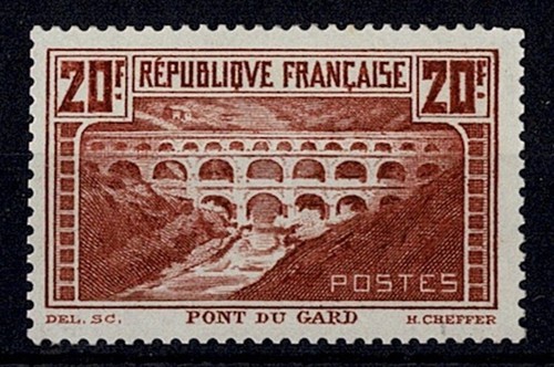 FRANCE YVERT 262 A  SCOTT # 253 " PONT DU GARD 20F RED BROWN 1929 " MNH VF Y916 - Picture 1 of 2