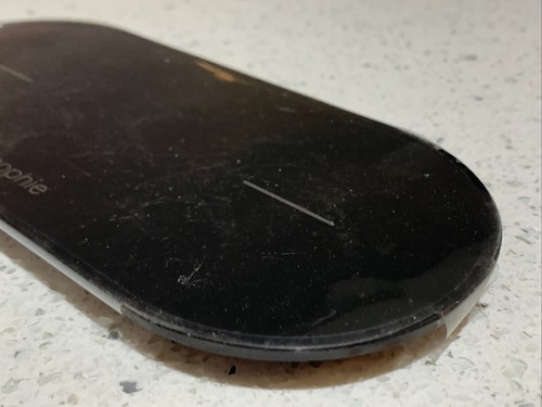 Mophie Dual Qi 10W Fast Wireless Charging Pad/Charging Mat For Apple/Android - Bild 8 von 11